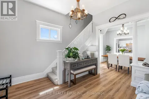 31 Fifth Avenue St. Thomas ON N5R 4C2