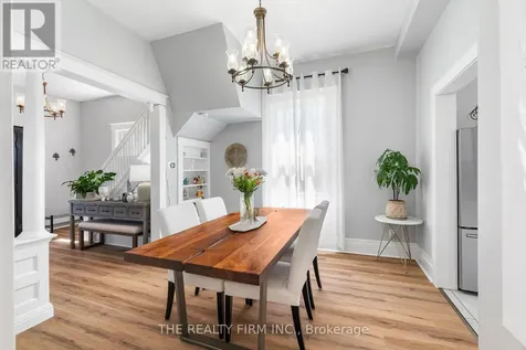 31 Fifth Avenue St. Thomas ON N5R 4C2