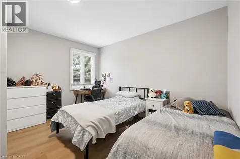 1030 Queens Boulevard Kitchener ON N2M 1B7