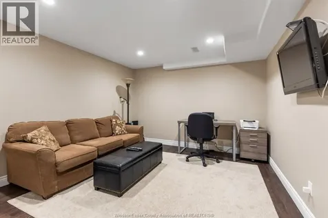 4558 Gapam Court Windsor ON N9G 2W5
