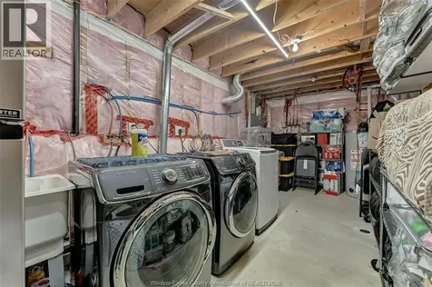 1026 Thunderbay Avenue Windsor ON N8P 0C1