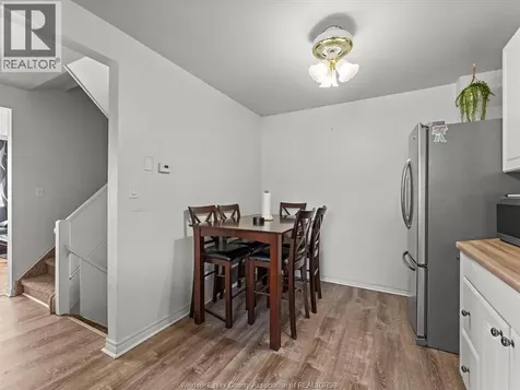22 Taylor Avenue Chatham ON N7L 2T5