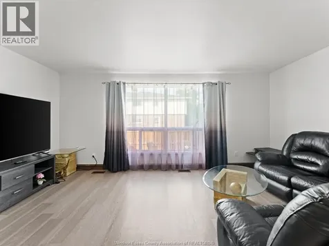 22 Taylor Avenue Chatham ON N7L 2T5