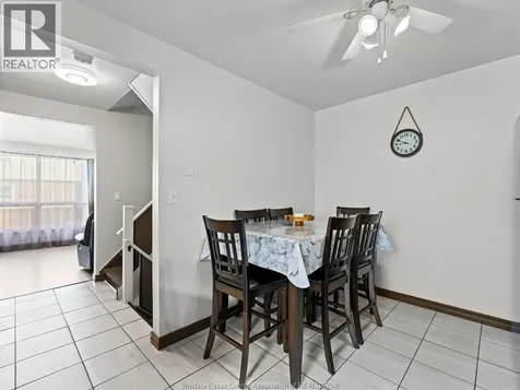 22 Taylor Avenue Chatham ON N7L 2T5