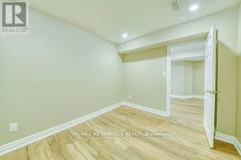 1201 Chateau Court Pickering ON L1X 0M1