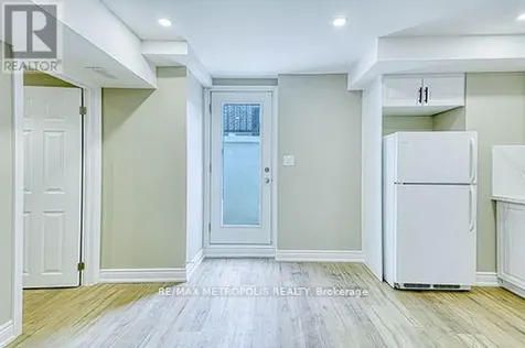 1201 Chateau Court Pickering ON L1X 0M1