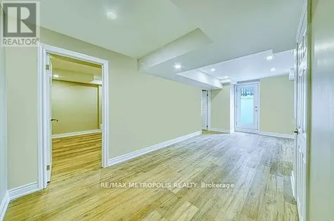 1201 Chateau Court Pickering ON L1X 0M1