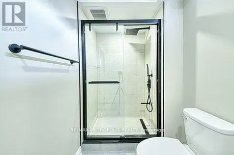 1201 Chateau Court Pickering ON L1X 0M1