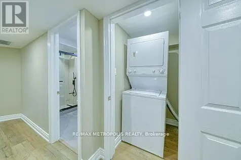 1201 Chateau Court Pickering ON L1X 0M1