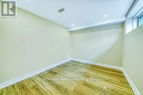 1201 Chateau Court Pickering ON L1X 0M1