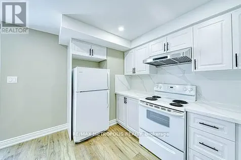 1201 Chateau Court Pickering ON L1X 0M1