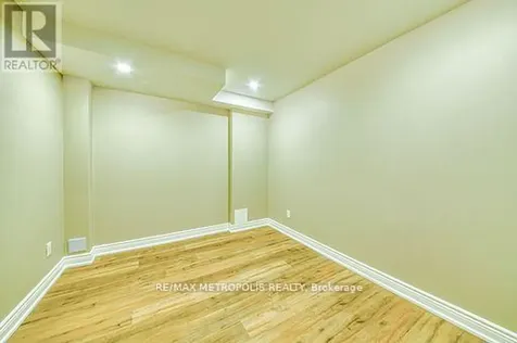 1201 Chateau Court Pickering ON L1X 0M1