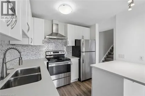 4 Viger Drive Welland ON L3B 0E3