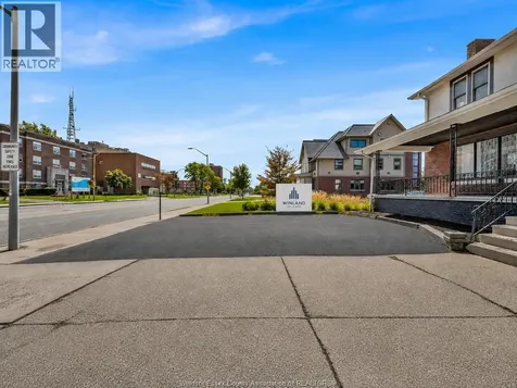 1069 Ouellette Avenue Windsor ON N9A 4J8