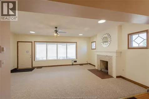 1069 Ouellette Avenue Windsor ON N9A 4J8