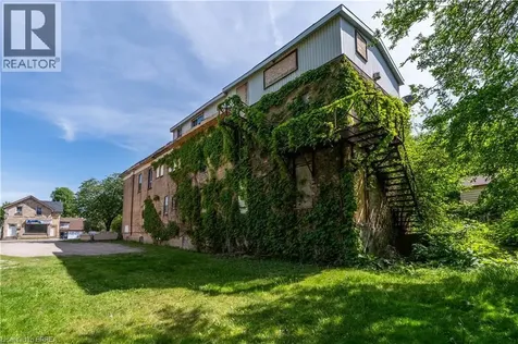 209 Dalhousie Street Brantford ON N3S 3T8