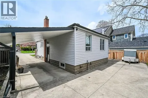 163 Rosedale Avenue Hamilton ON L8K 4N4