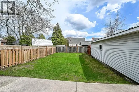 163 Rosedale Avenue Hamilton ON L8K 4N4