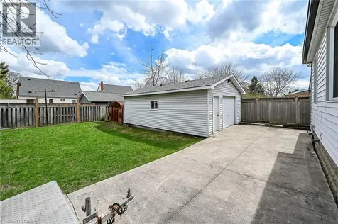 163 Rosedale Avenue Hamilton ON L8K 4N4