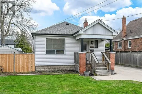 163 Rosedale Avenue Hamilton ON L8K 4N4