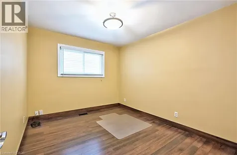 1476 Barton Street East Hamilton ON L8H 2W9