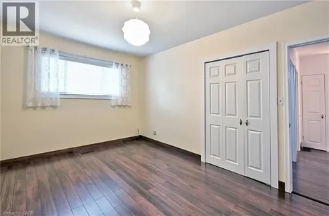1476 Barton Street East Hamilton ON L8H 2W9