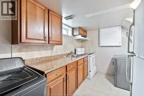 3200 Longfellow Avenue Windsor ON N9E 2L6