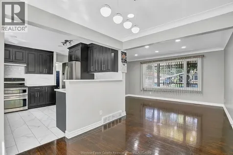 3964 Whitney Avenue Windsor ON N9C 2C6