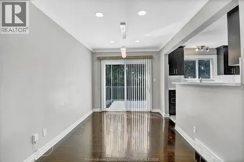 3964 Whitney Avenue Windsor ON N9C 2C6