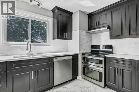 3964 Whitney Avenue Windsor ON N9C 2C6