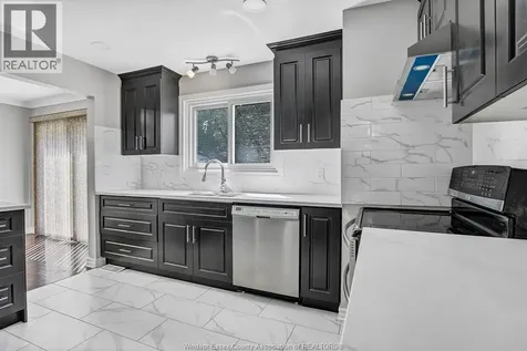 3964 Whitney Avenue Windsor ON N9C 2C6