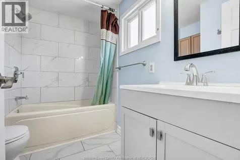 3964 Whitney Avenue Windsor ON N9C 2C6