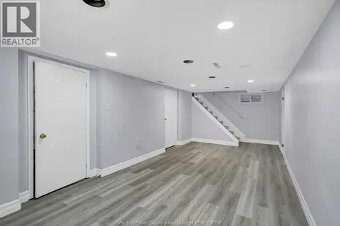 3964 Whitney Avenue Windsor ON N9C 2C6