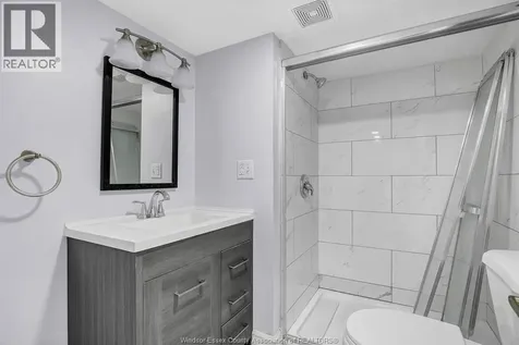 3964 Whitney Avenue Windsor ON N9C 2C6