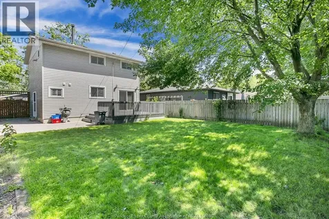 3964 Whitney Avenue Windsor ON N9C 2C6