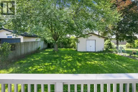 3964 Whitney Avenue Windsor ON N9C 2C6