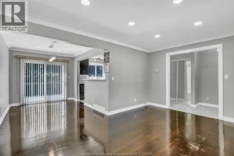 3964 Whitney Avenue Windsor ON N9C 2C6