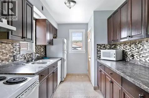 3200 Longfellow Avenue Windsor ON N9E 2L6