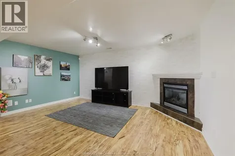 3068 Troup Crescent Windsor ON N8R 0A5