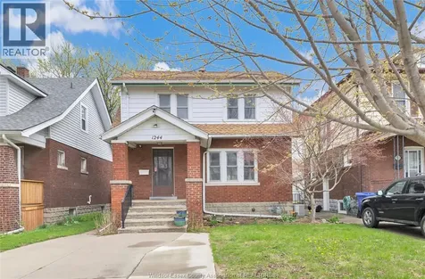 1244 Marentette Windsor ON N8X 4C6
