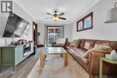 1244 Marentette Windsor ON N8X 4C6