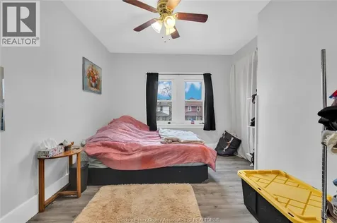 1244 Marentette Windsor ON N8X 4C6