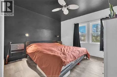 1244 Marentette Windsor ON N8X 4C6