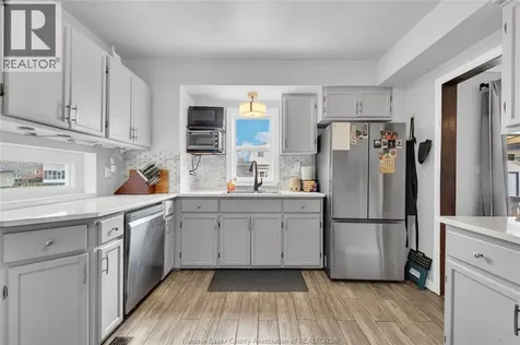1244 Marentette Windsor ON N8X 4C6