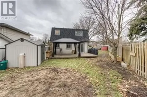 382 Cyrus Street Cambridge ON N3H 1H3