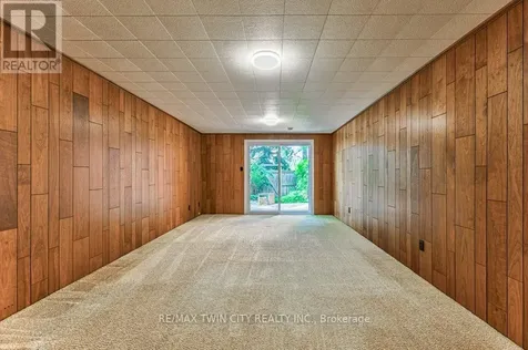 206 Candlewood Crescent Waterloo ON N2L 5Y9