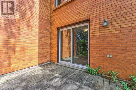 206 Candlewood Crescent Waterloo ON N2L 5Y9
