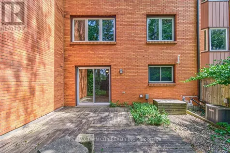 206 Candlewood Crescent Waterloo ON N2L 5Y9