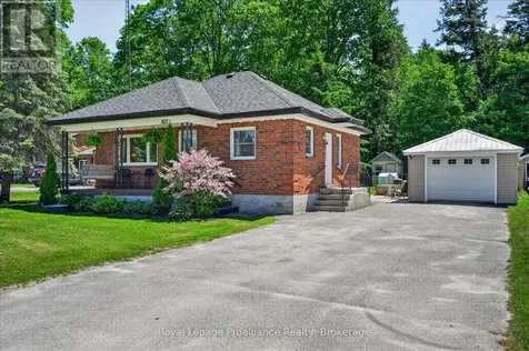 862 South Street Douro-dummer ON K0L 3A0