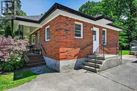 862 South Street Douro-dummer ON K0L 3A0